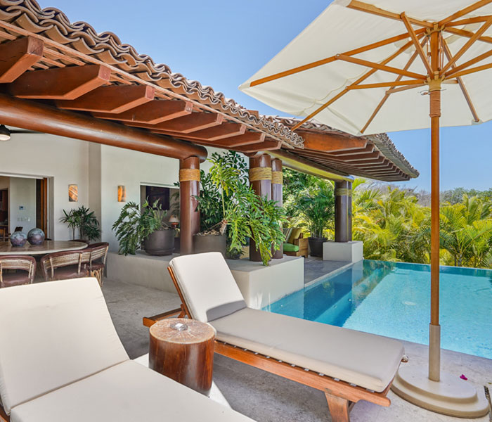 presidential villa pool