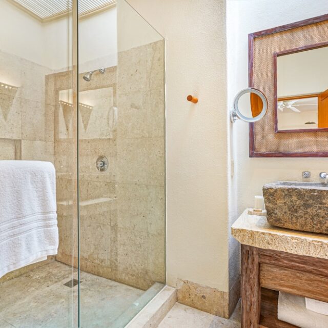 presidential villa bathroom