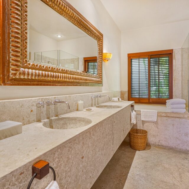 presidential villa bathroom